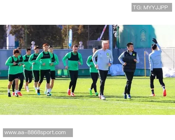 比尔首次参与队内对抗训练状态良好期待揭幕战表现